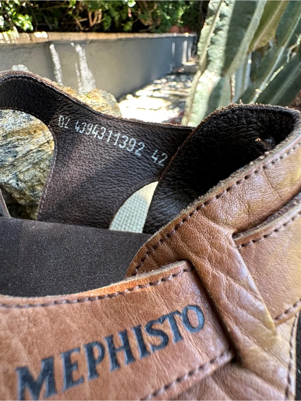 MEPHISTO Men's Brown/Tan Leather Fisherman Sandals